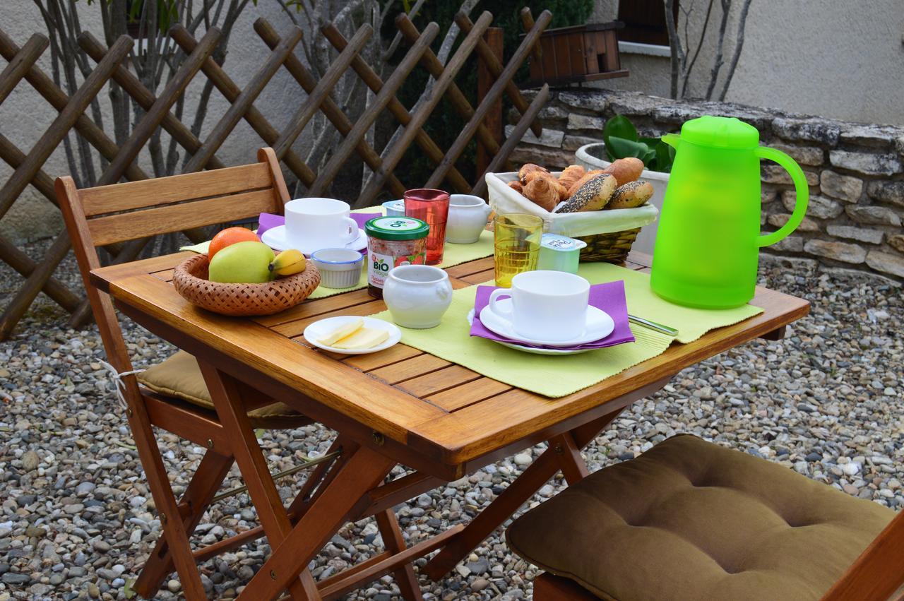 Espace Loisirs Hotel Saint-Martin-d'Ardeche Ngoại thất bức ảnh