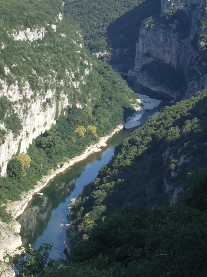 Espace Loisirs Hotel Saint-Martin-d'Ardeche Ngoại thất bức ảnh